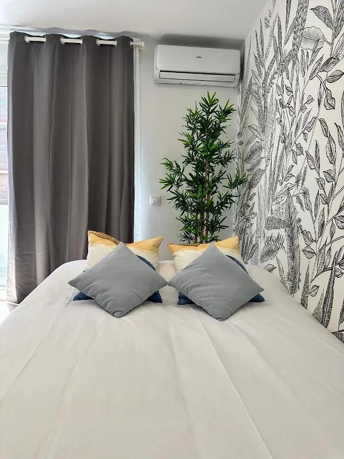 Apartment Holidays2Malaga Lebrija 3 Bedroom & Terrace & Parking & Smart Tv