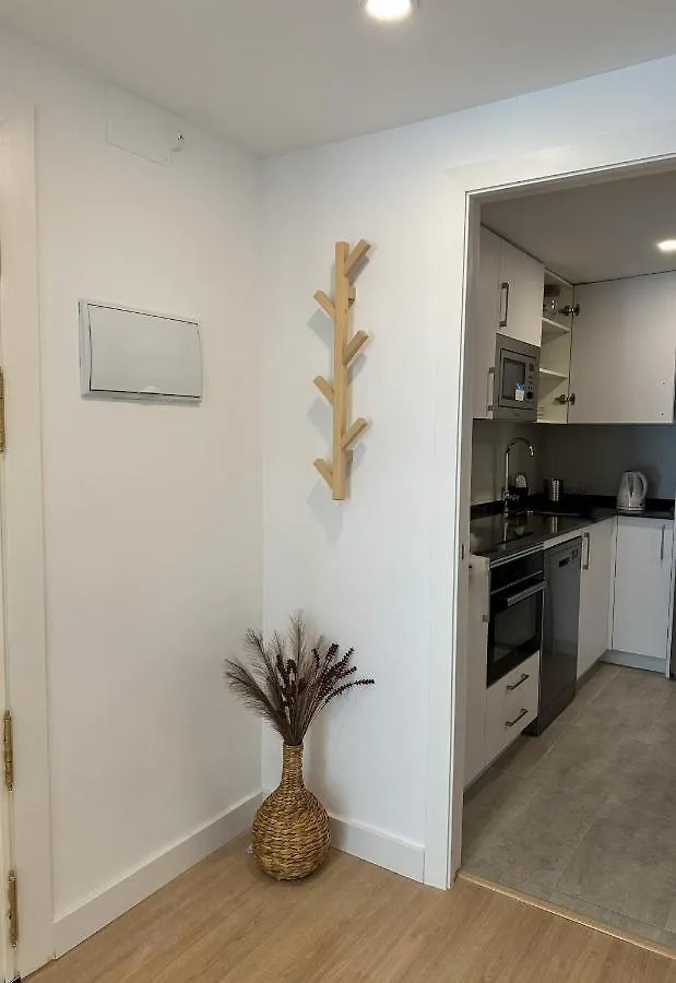 Holidays2Malaga Lebrija 3 Bedroom & Terrace & Parking & Smart Tv 0*, Malaga Spain