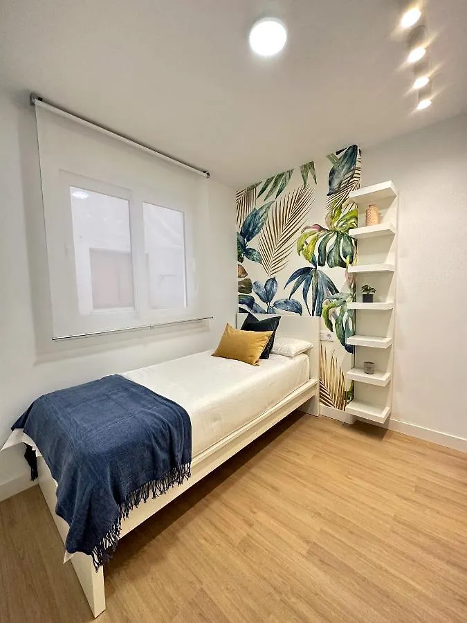 Holidays2Malaga Lebrija 3 Bedroom & Terrace & Parking & Smart Tv